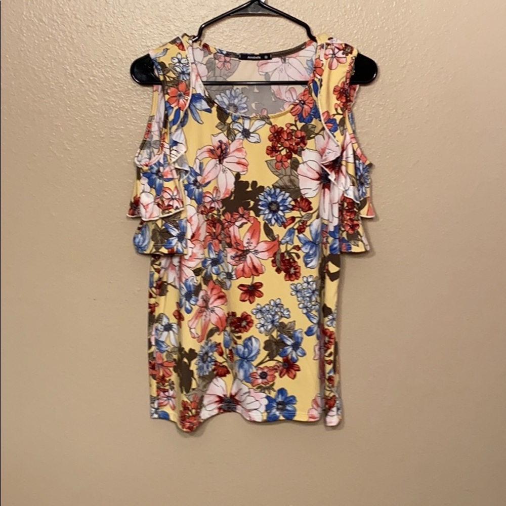 Women’s Annabelle blouse size medium